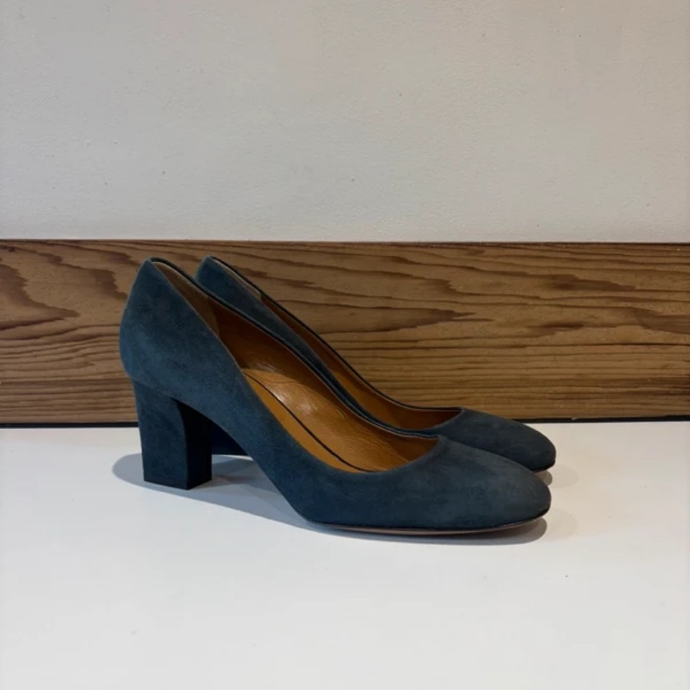 Chic Gray Suede Block Heels